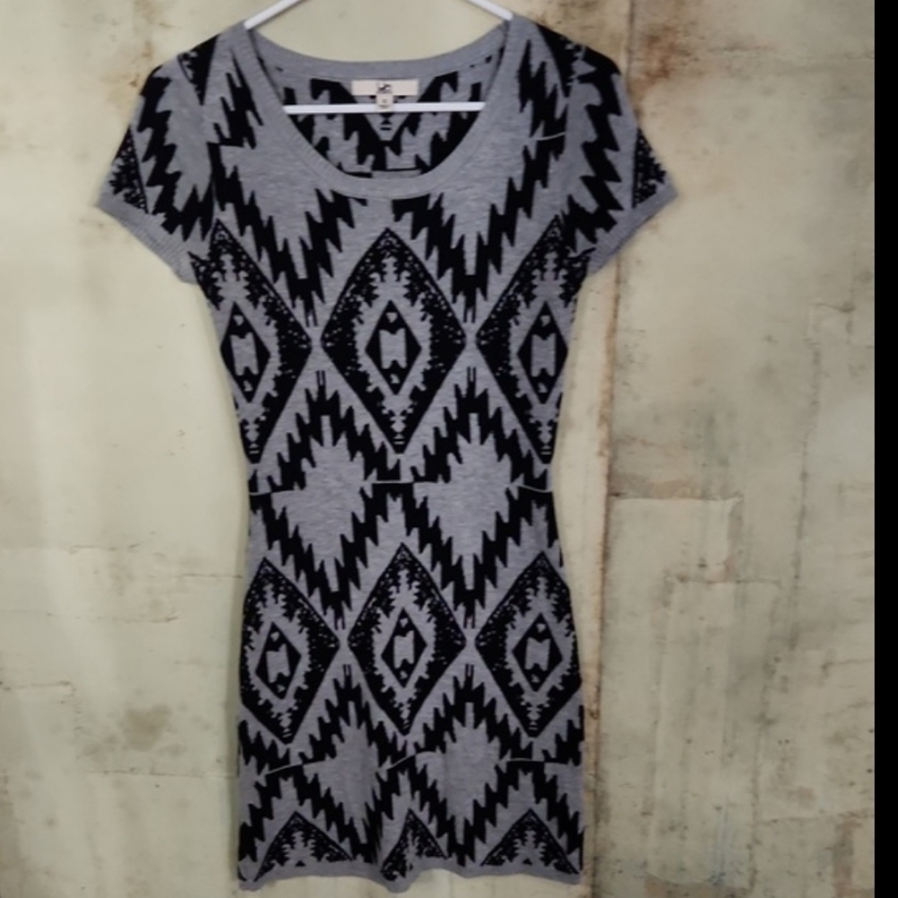 YA Los Angeles  Black/ Silver Sweater Dress Size Small